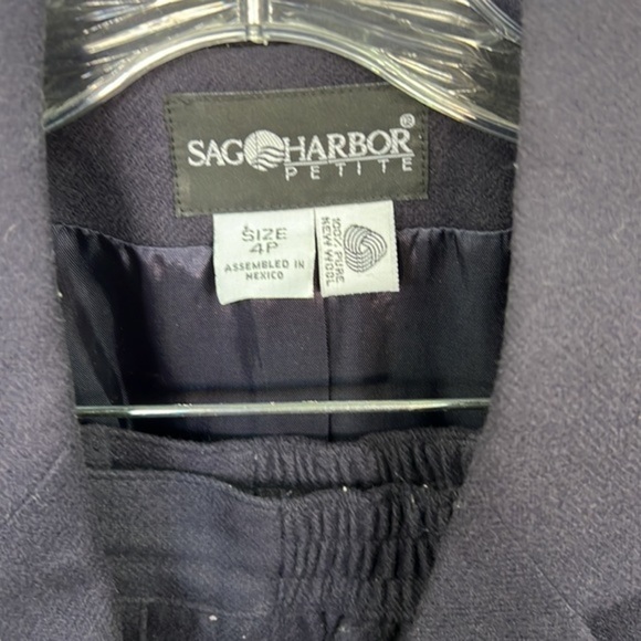 Vintage SAG Harbor petite wool navy suit jacket size 4 pants size 6 - Picture 3 of 7